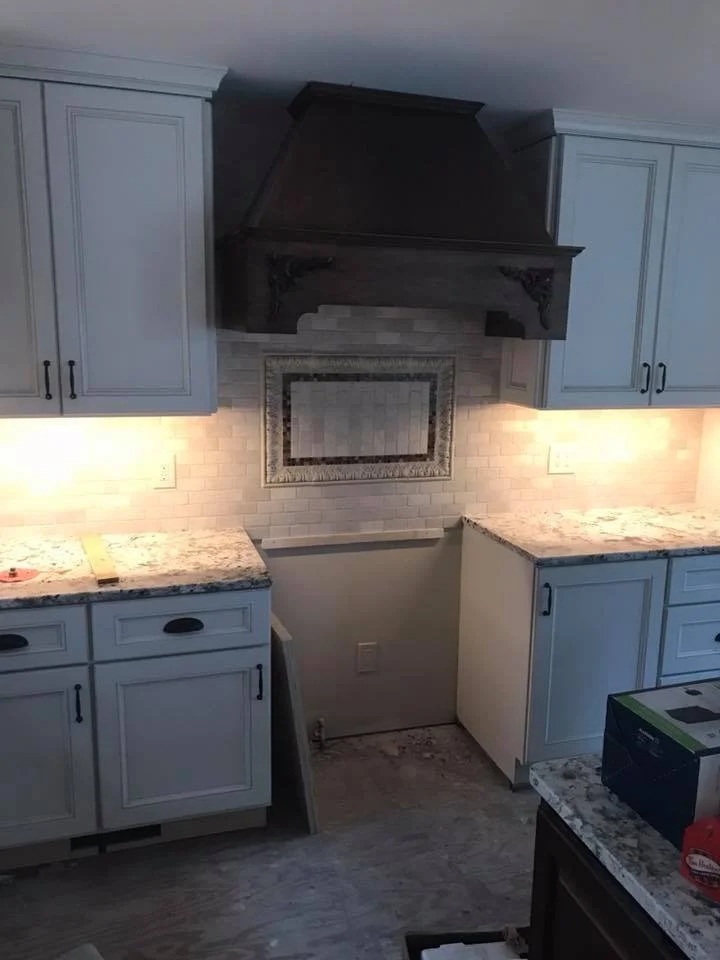 Kitchen lighting installation