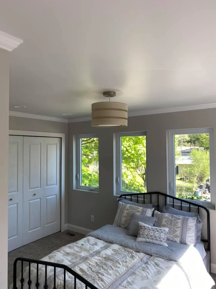 Bedroom lighting installation
